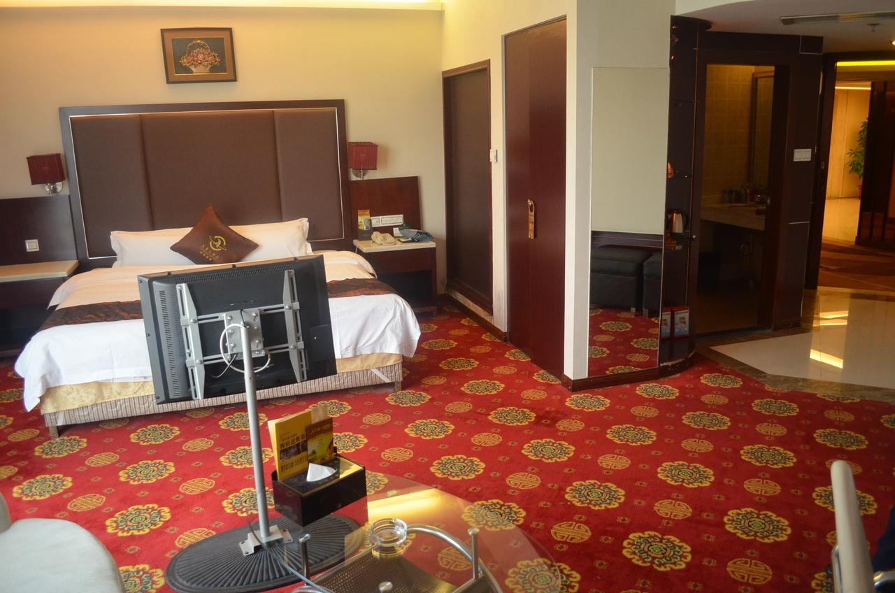 Tianhao Hotel Canton Extérieur photo