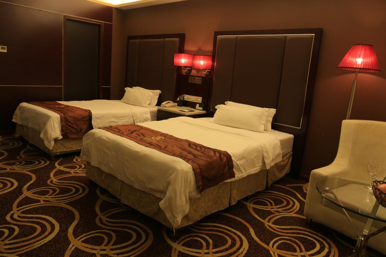 Tianhao Hotel Canton Extérieur photo