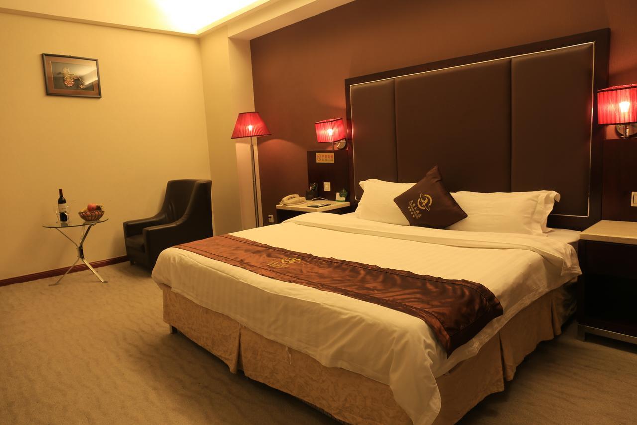 Tianhao Hotel Canton Extérieur photo